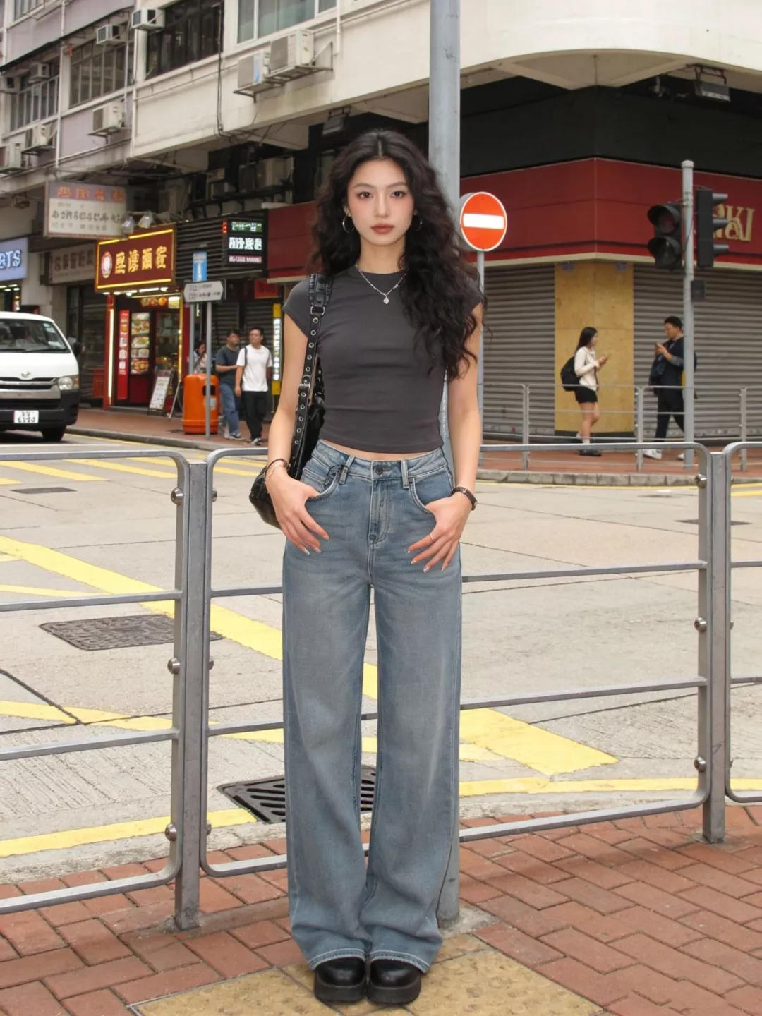 브루넬로쿠치넬리 하이웨이스트 스트레이트 데님 팬츠 상세 이미지 13
