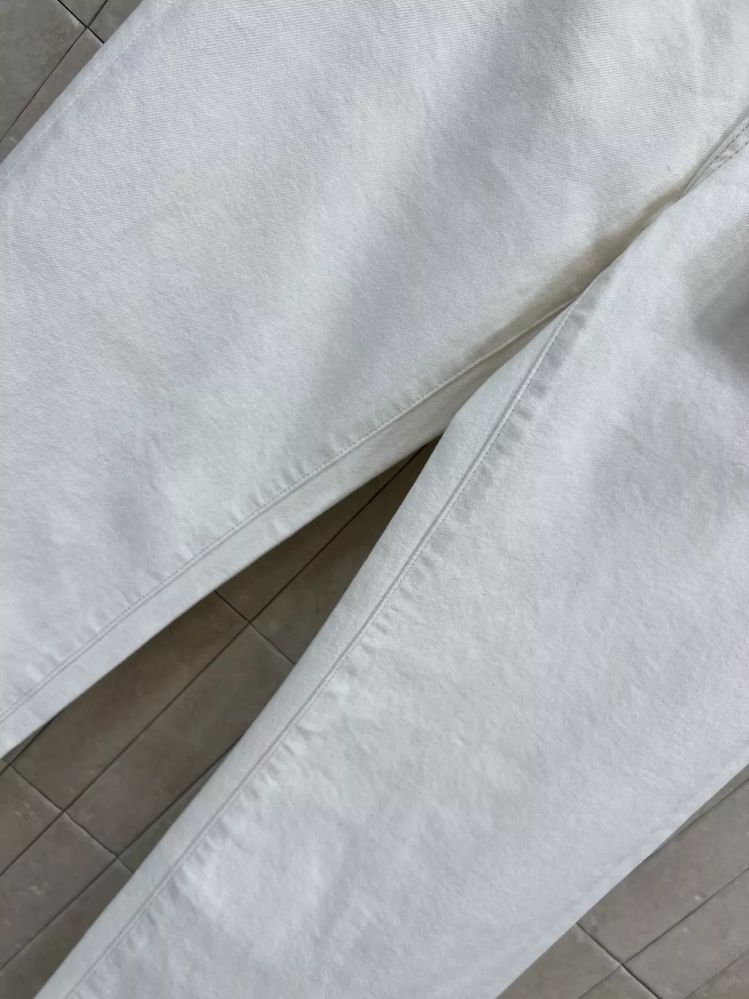 브루넬로쿠치넬리 화이트 스트레이트 데님 팬츠 상세 이미지 3