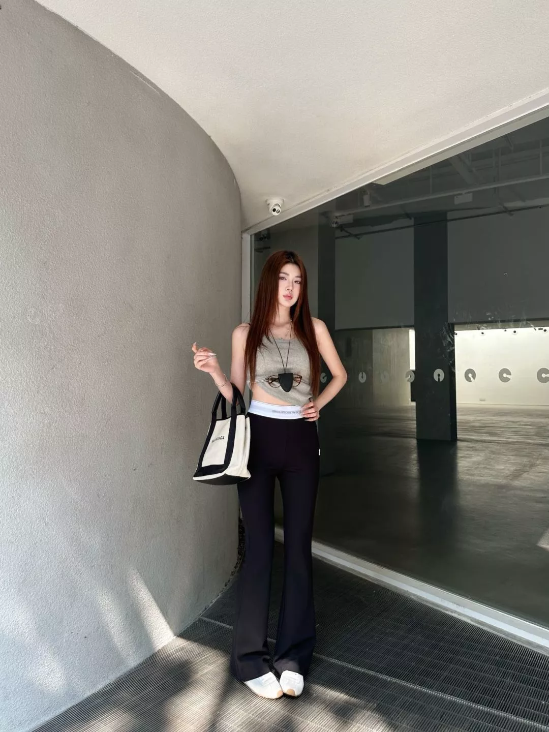알렉산더왕 배색 로고 밴딩 부츠컷 팬츠 상세 이미지 11