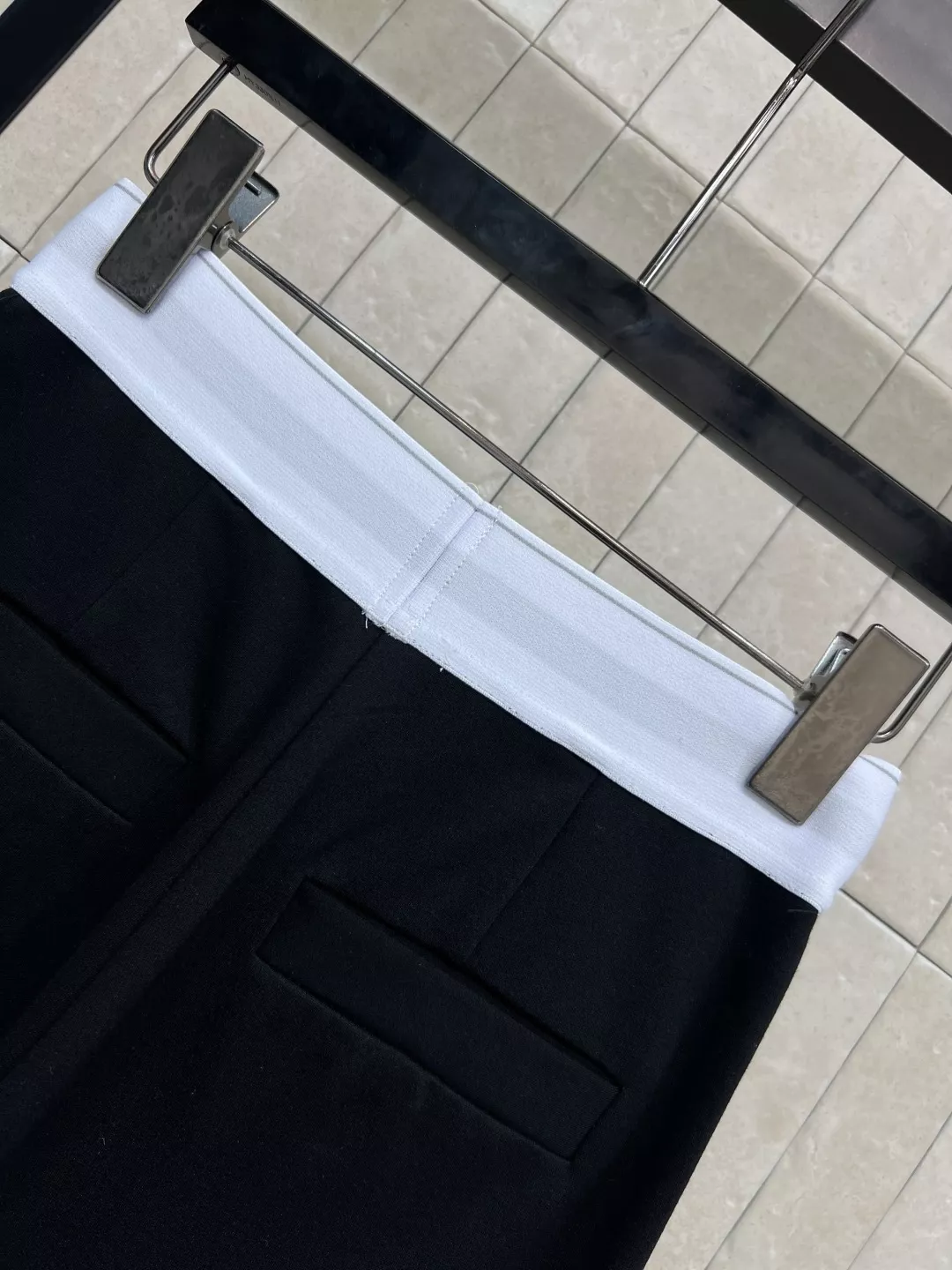알렉산더왕 배색 로고 밴딩 부츠컷 팬츠 상세 이미지 5