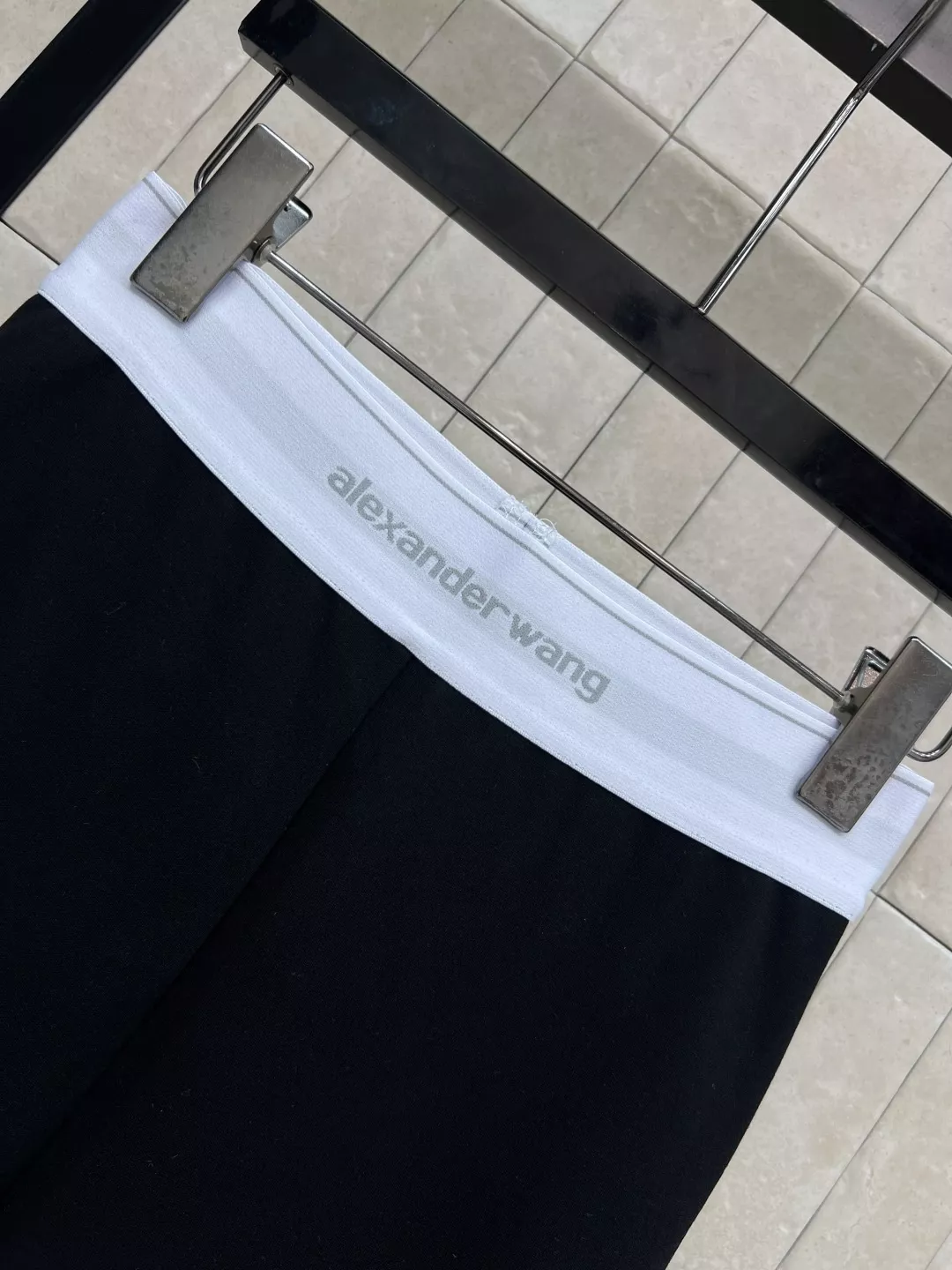 알렉산더왕 배색 로고 밴딩 부츠컷 팬츠 상세 이미지 2