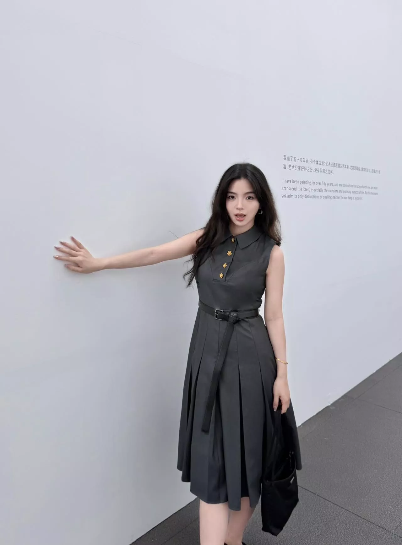 디올 플리츠 카라 민소매 원피스 상세 이미지 16
