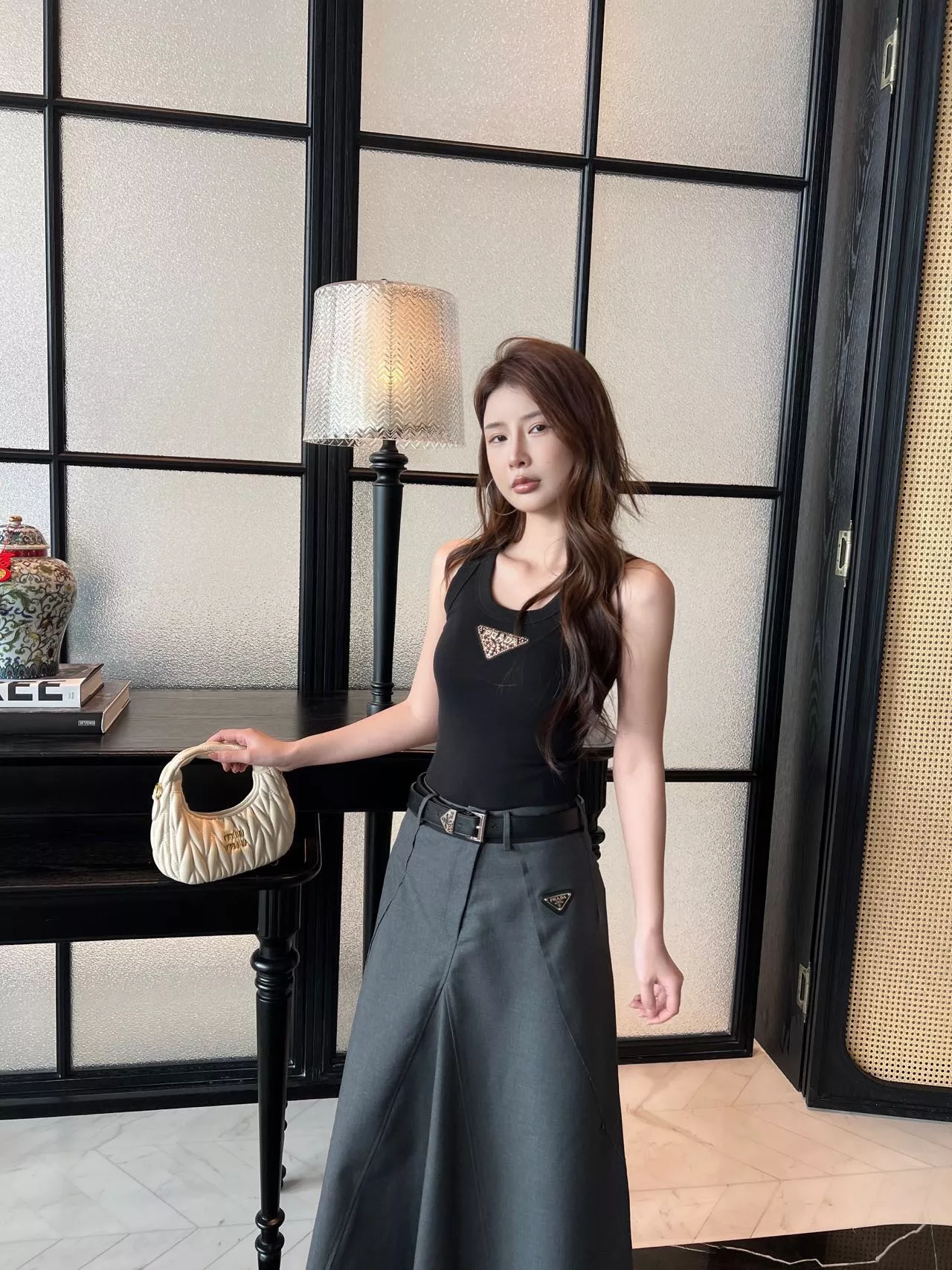 프라다 불규칙 밑단 정장 스커트 상세 이미지 26