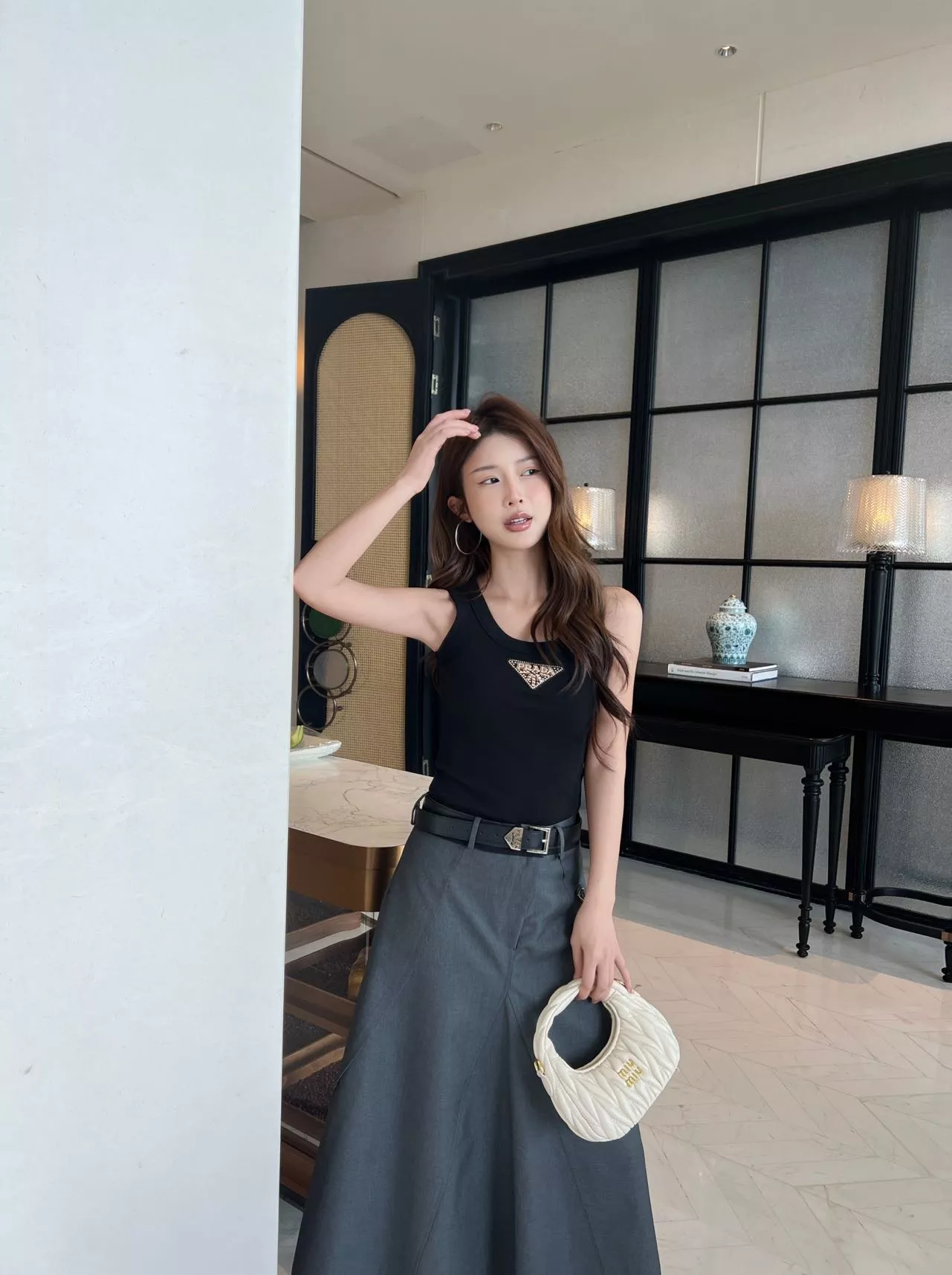 프라다 불규칙 밑단 정장 스커트 상세 이미지 25