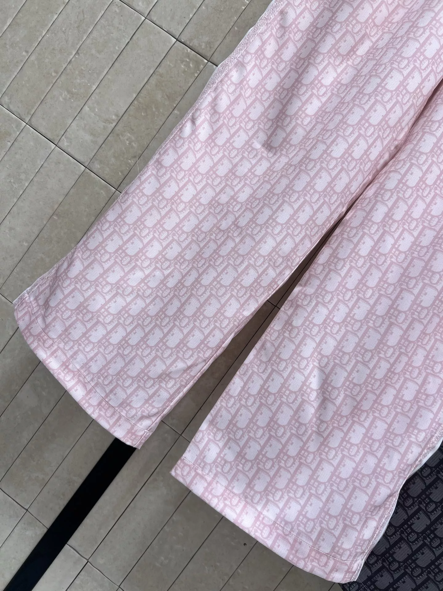 디올 로고 와이드 밴딩 팬츠 상세 이미지 3