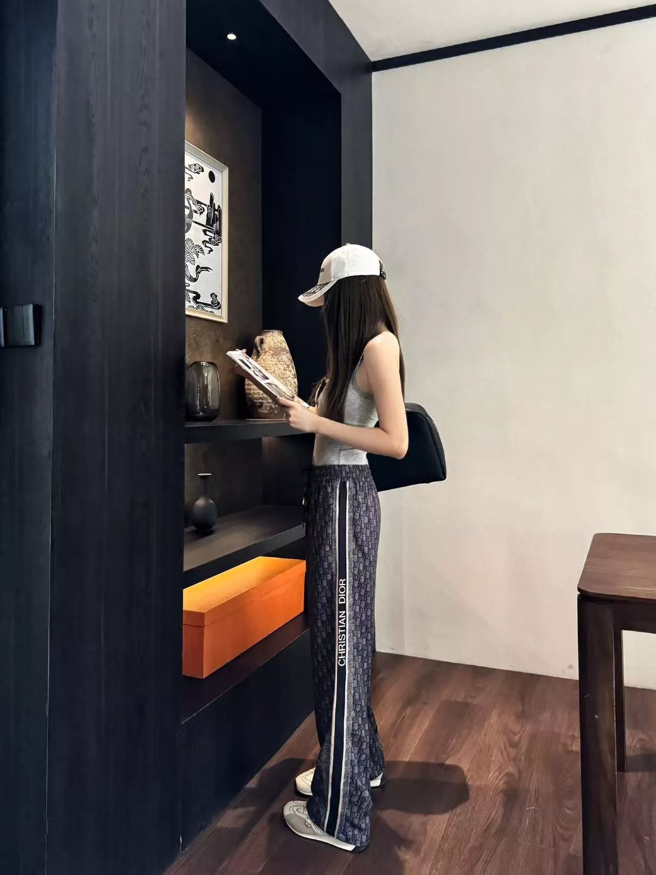 디올 로고 와이드 밴딩 팬츠 상세 이미지 17