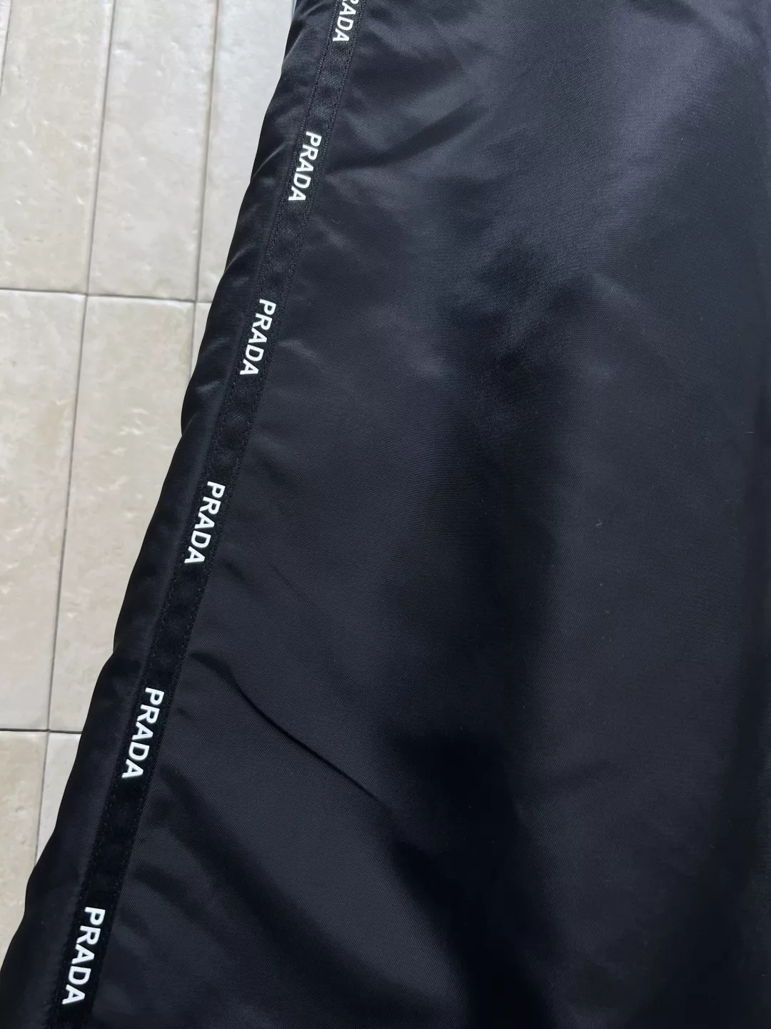 프라다 블랙 지퍼 스커트 상세 이미지 6