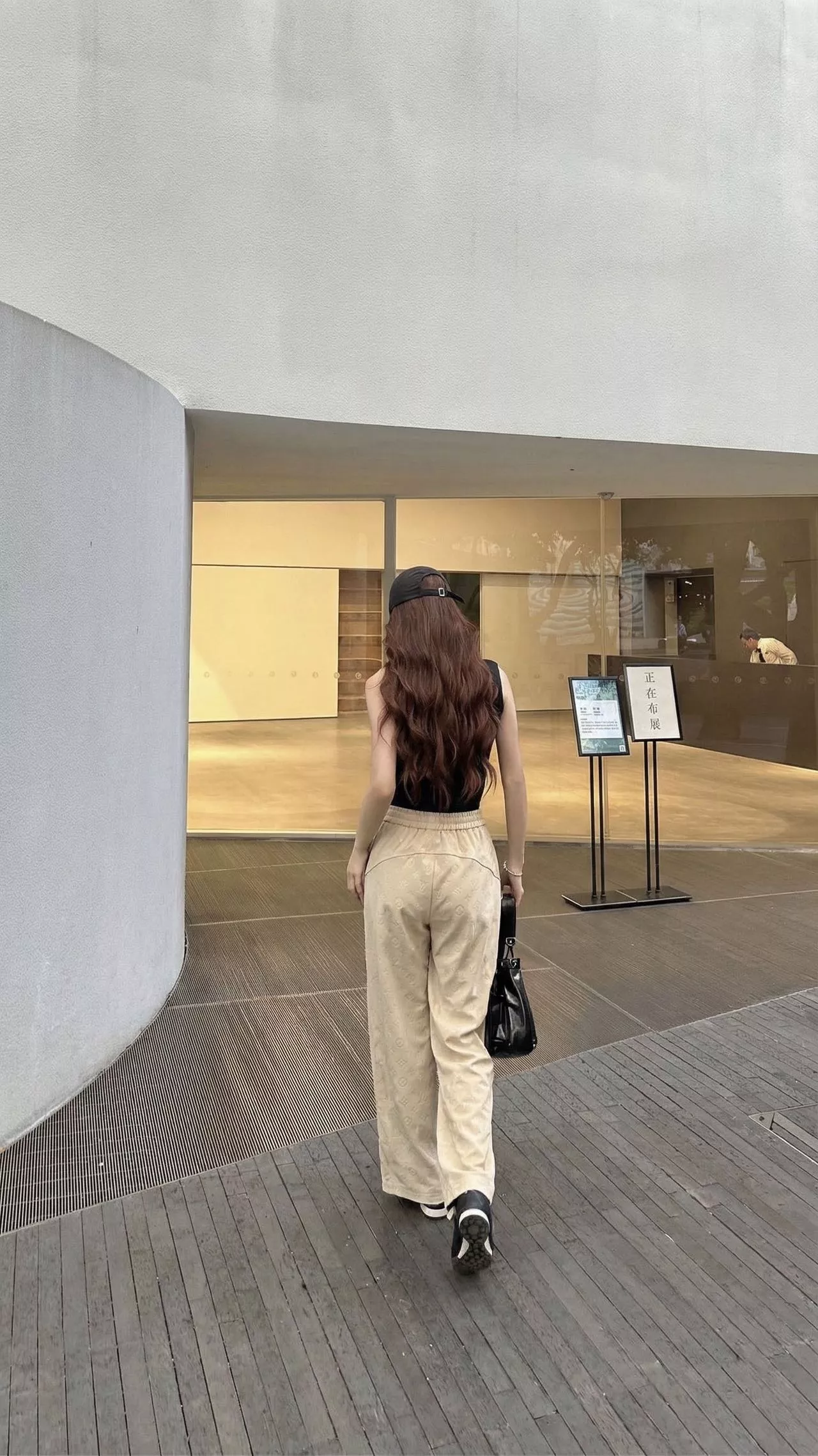 로로피아나 모노그램 밴딩 와이드 팬츠 상세 이미지 22