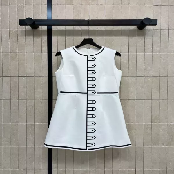 로에베 화이트 민소매 원피스