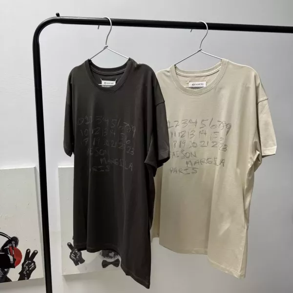 메종마르지엘라 로고 프린팅 반소매 티셔츠