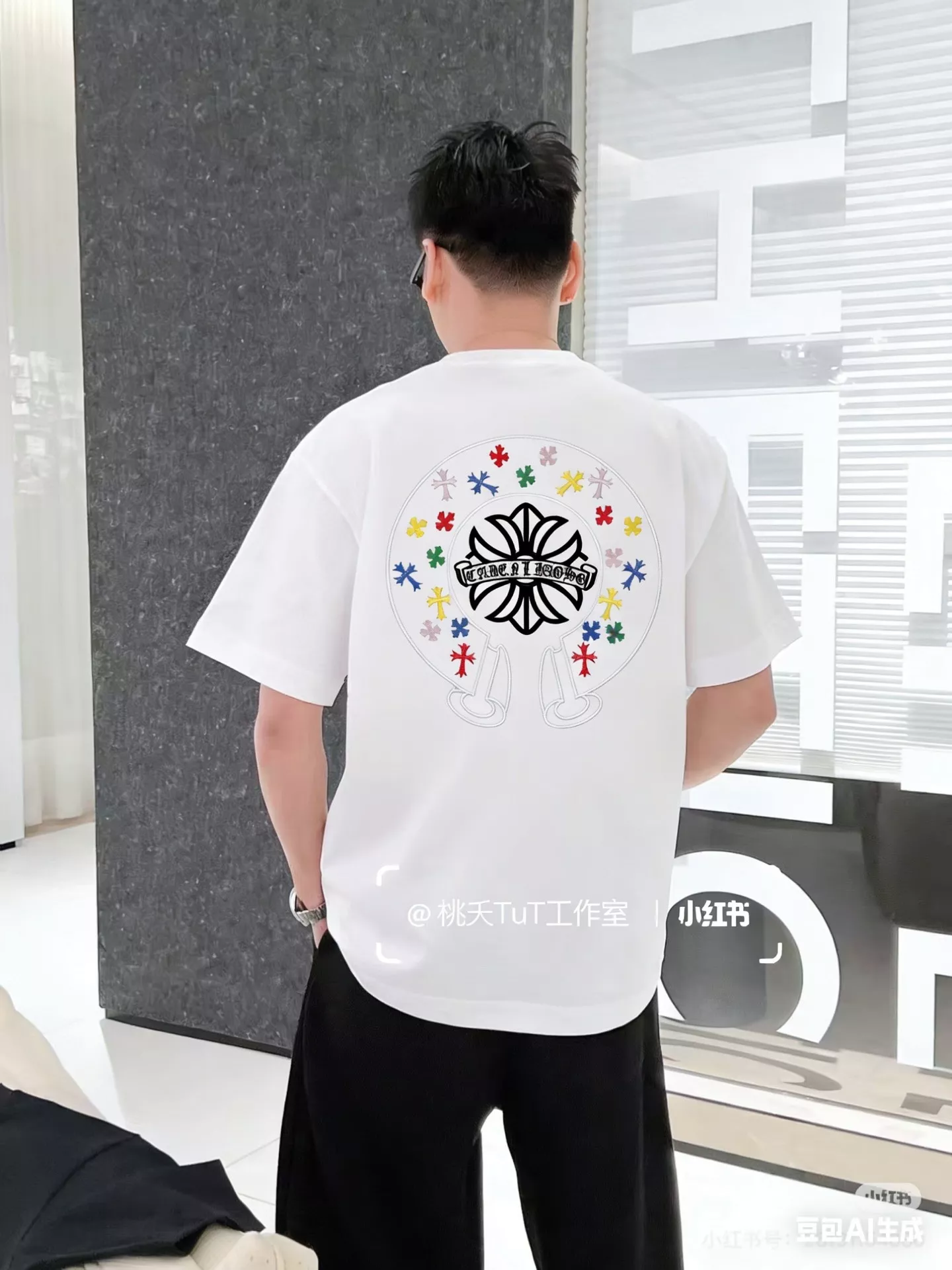 크롬하츠 컬러 자수 로고 크루넥 티셔츠 상세 이미지 20