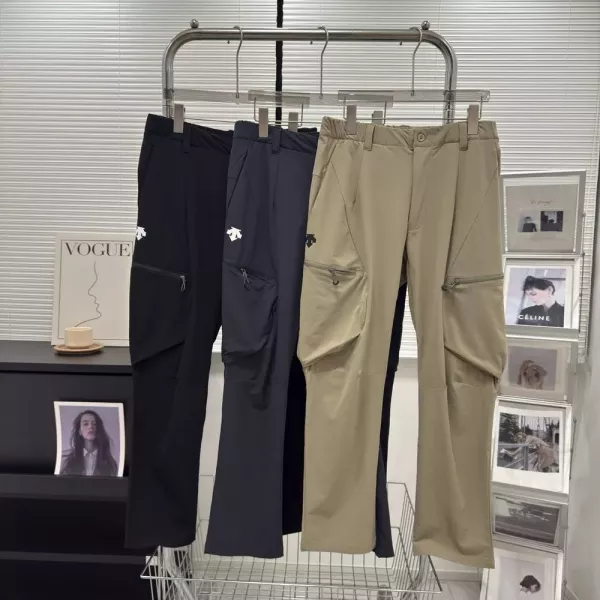 데상트 더블 포켓 소프트쉘 아웃도어 팬츠
