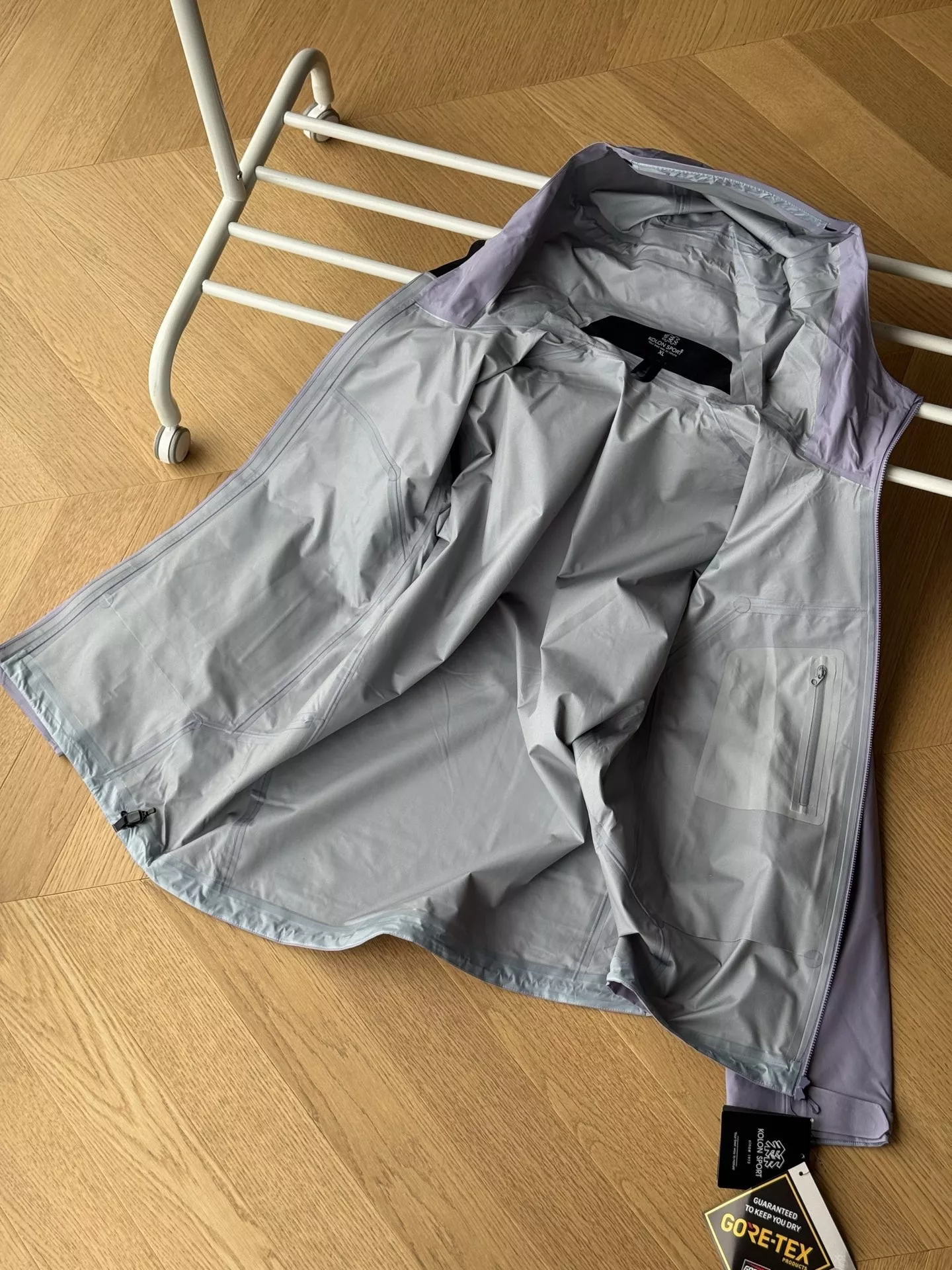 코오롱스포츠 클래식 로고 하드쉘 아웃도어 재킷 상세 이미지 27