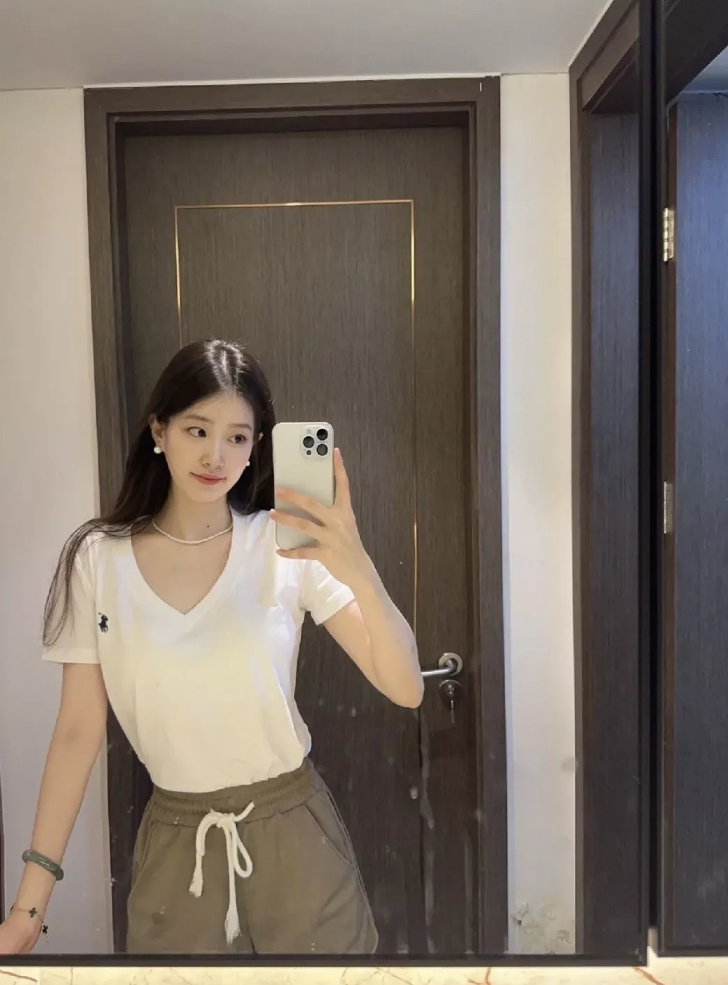 랄프로렌 브이넥 자수 반소매 티셔츠 상세 이미지 31
