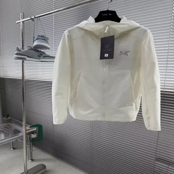 아크테릭스 감마 후디 소프트쉘 재킷