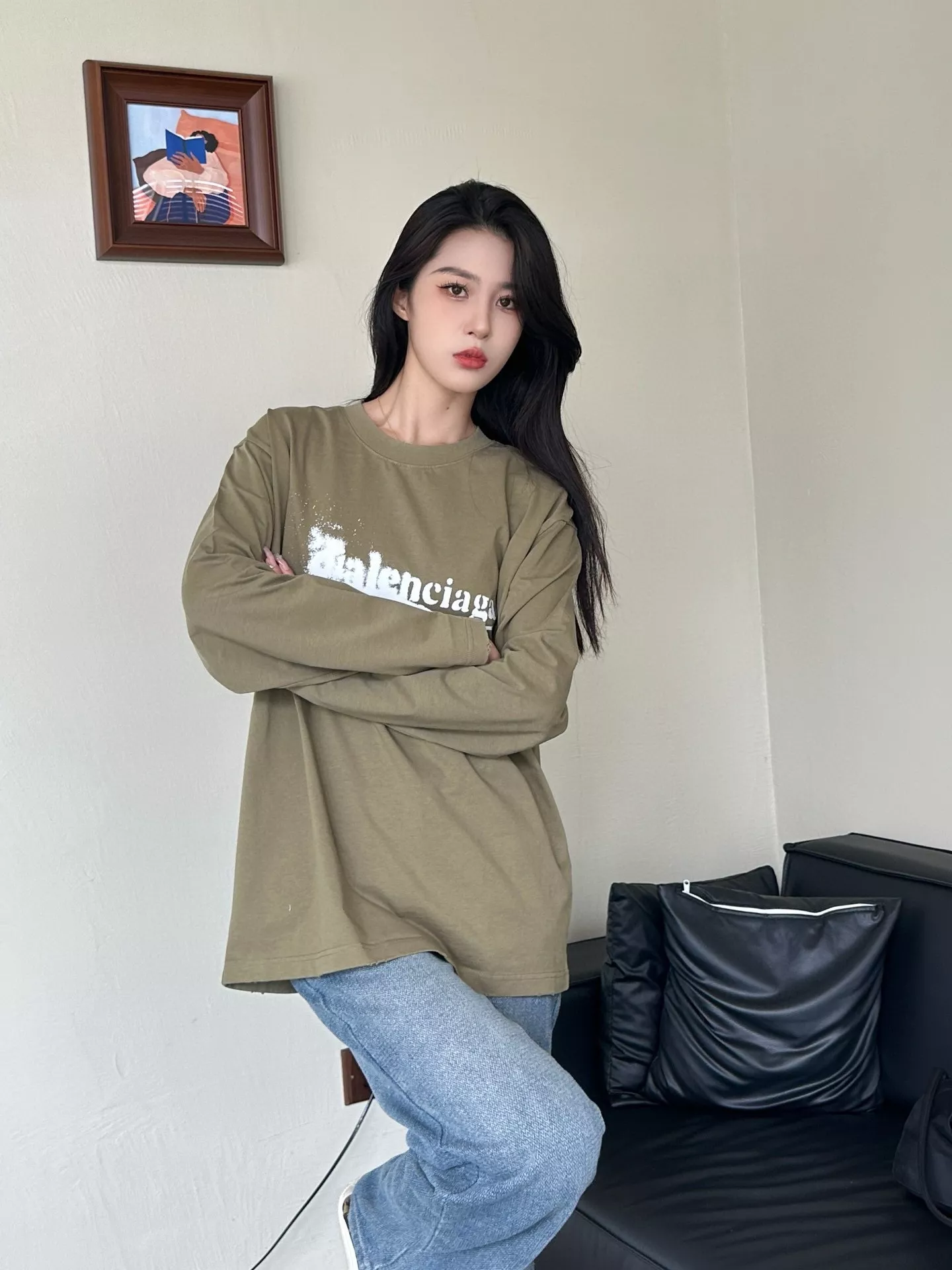 발렌시아가 블러 콜라 프린트 롱슬리브 티셔츠 상세 이미지 15