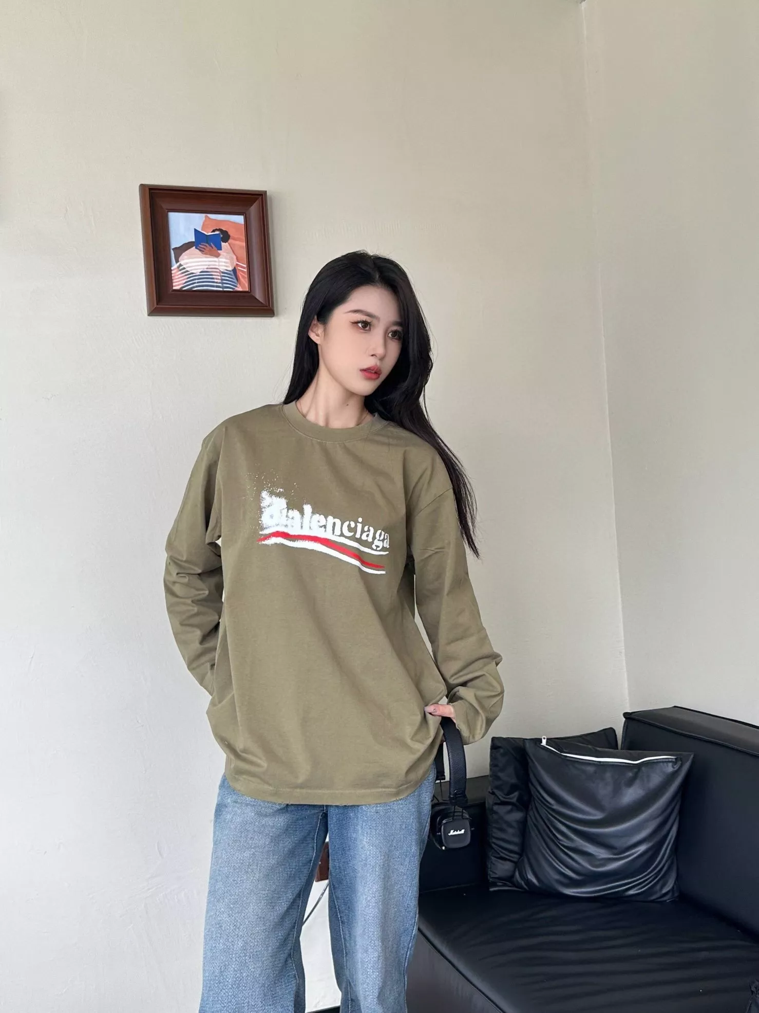 발렌시아가 블러 콜라 프린트 롱슬리브 티셔츠 상세 이미지 14
