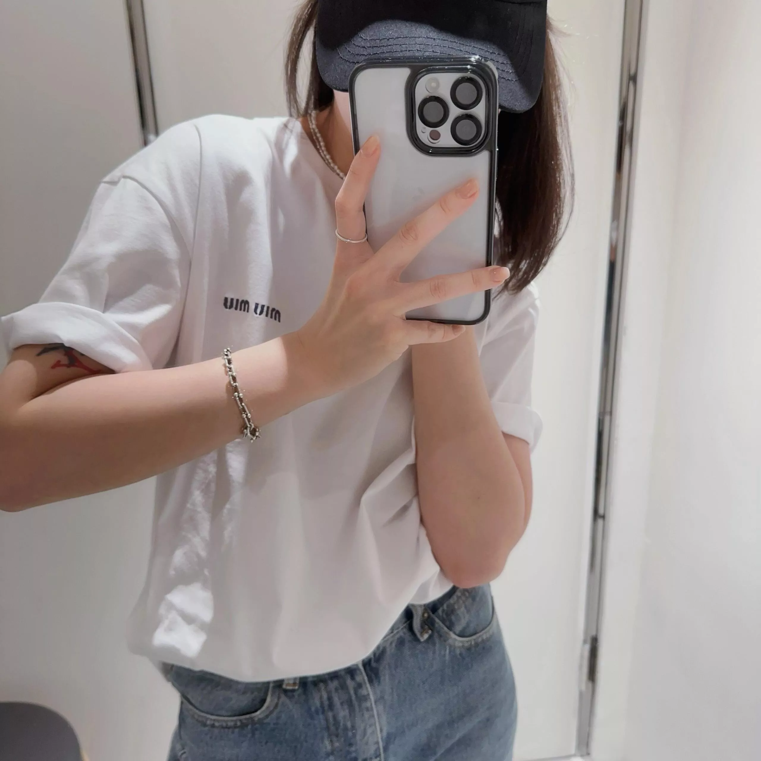 body_b55adf202a11c955.webp