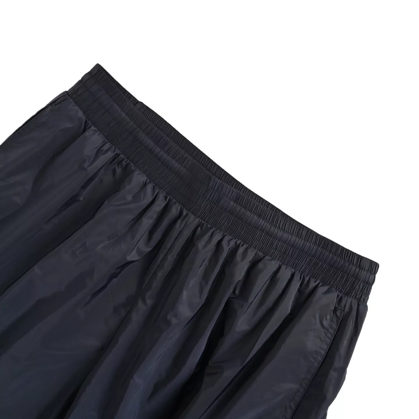 몽클레어 삼자 콜라보 수납형 나일론 쇼츠 상세 이미지 4