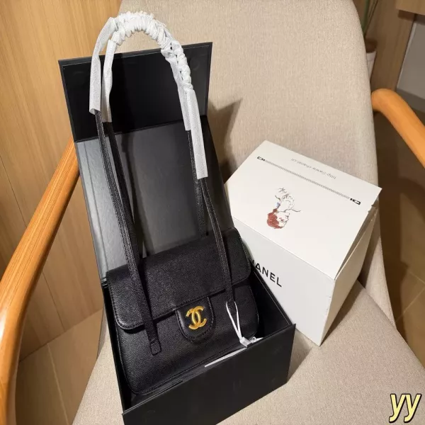 샤넬 제니 플랩 핸들 백