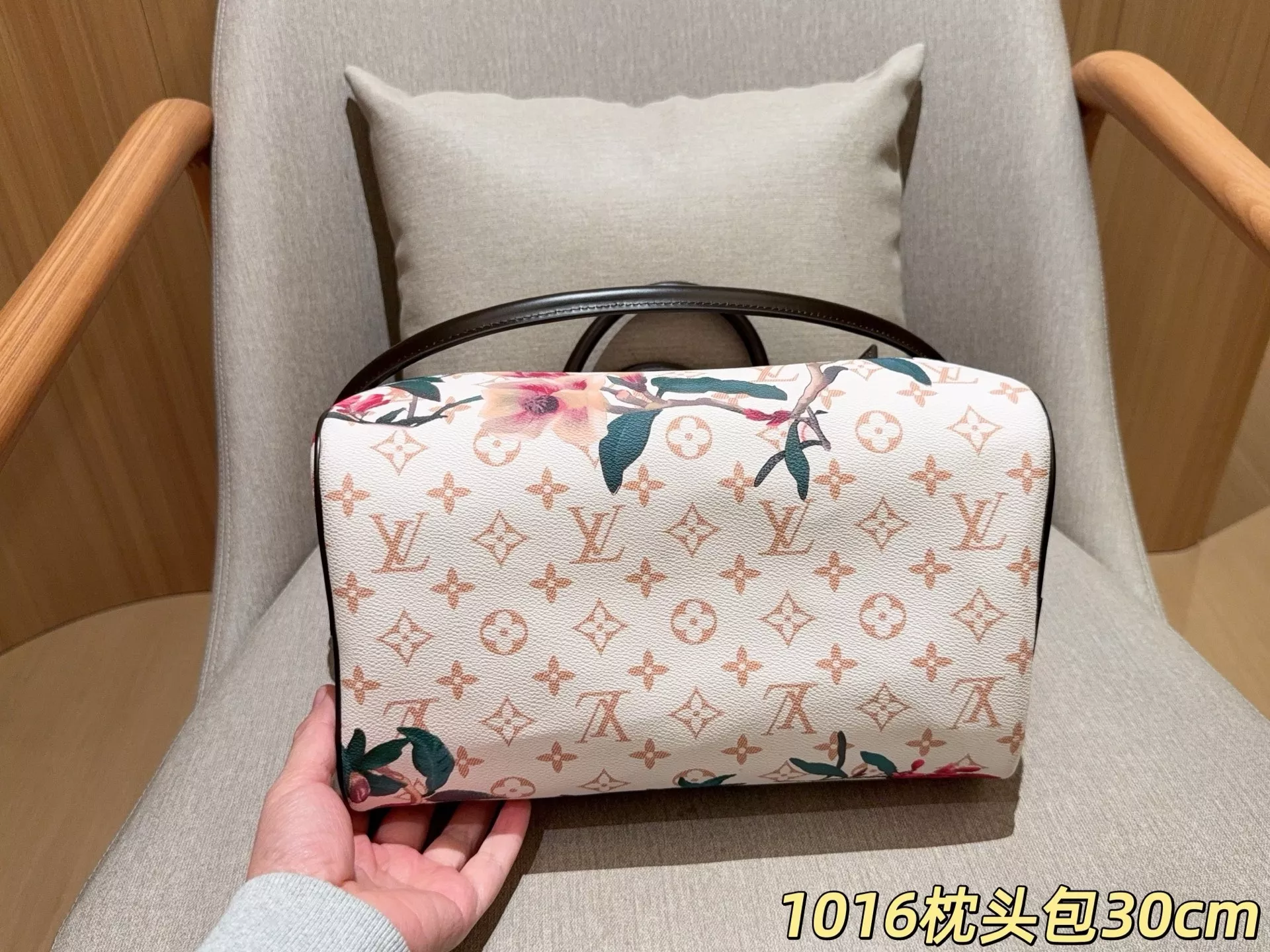 루이비통 플라워 프린트 스피디 30 백 상세 이미지 6