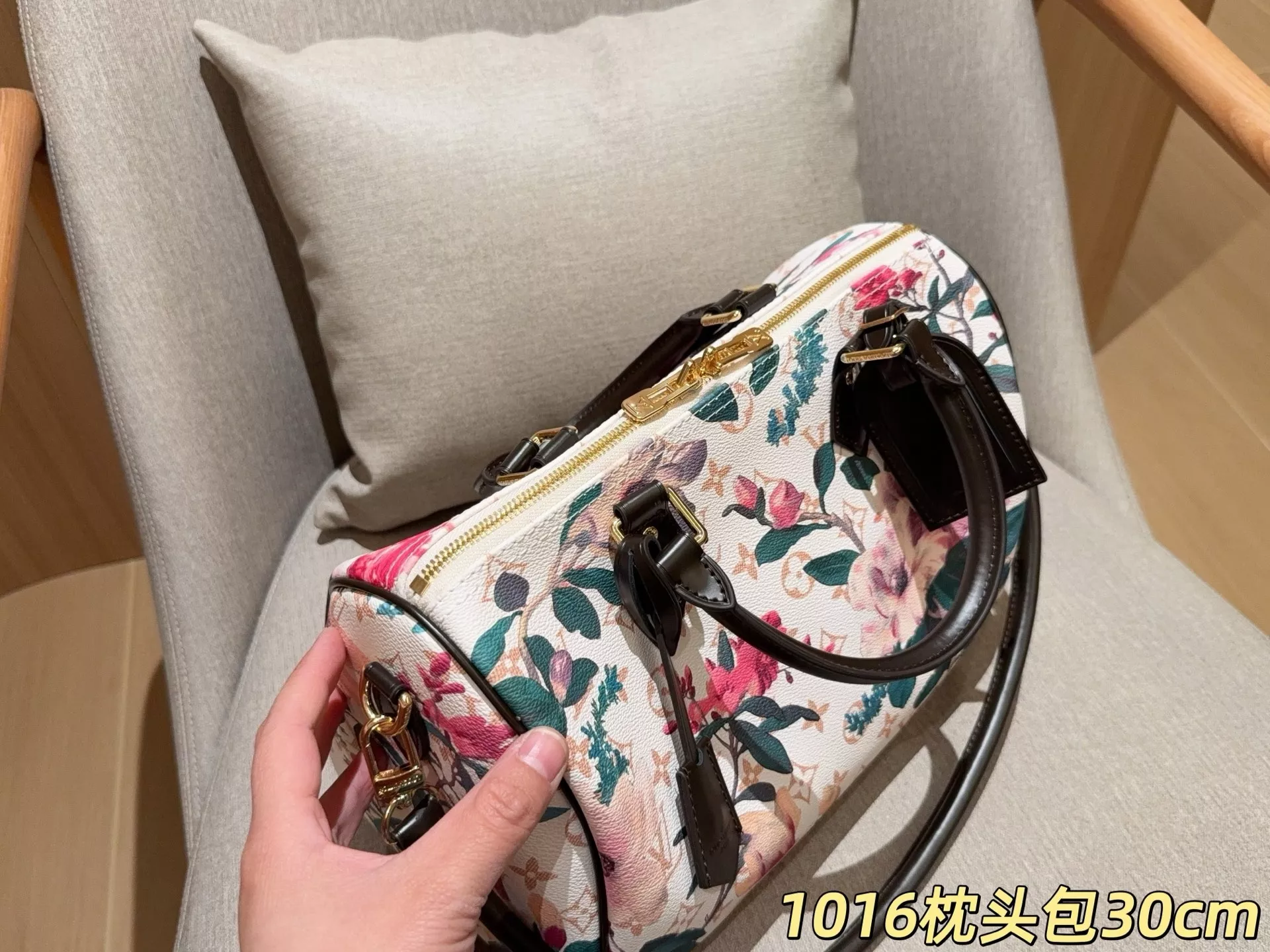 루이비통 플라워 프린트 스피디 30 백 상세 이미지 7