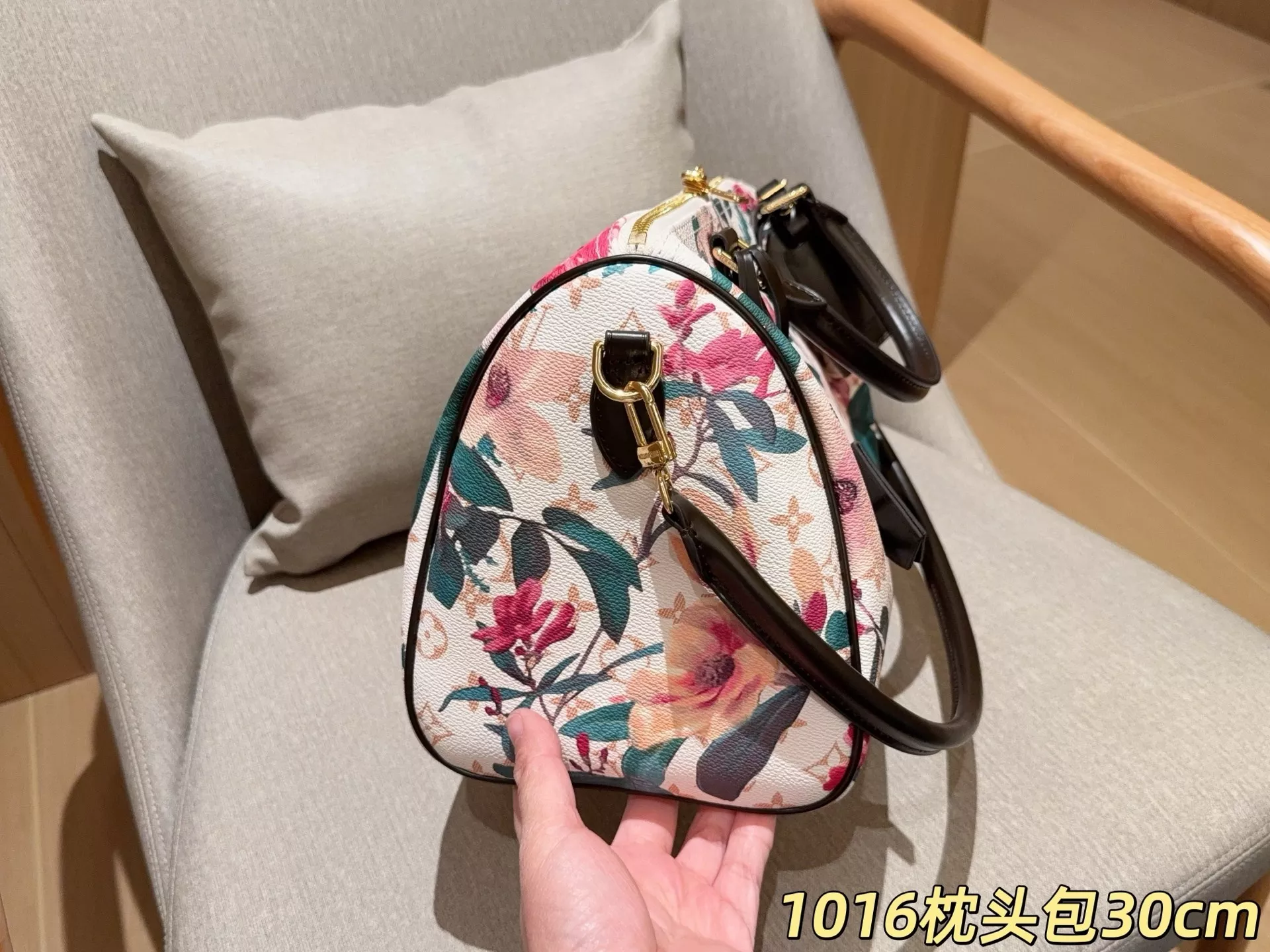 루이비통 플라워 프린트 스피디 30 백 상세 이미지 5