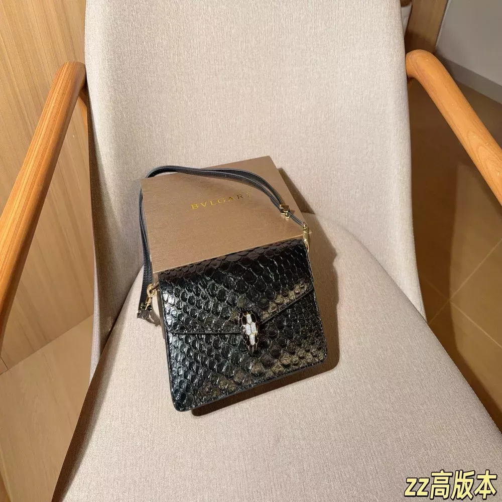 불가리 세르펜티 바이퍼 탑핸들백
