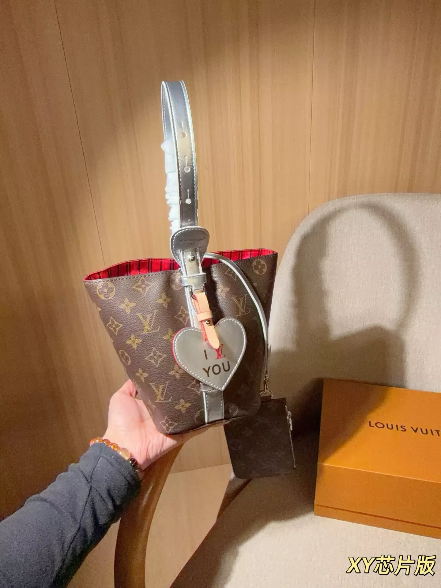 루이비통 올인 비비 모노그램 버킷백 상세 이미지 3