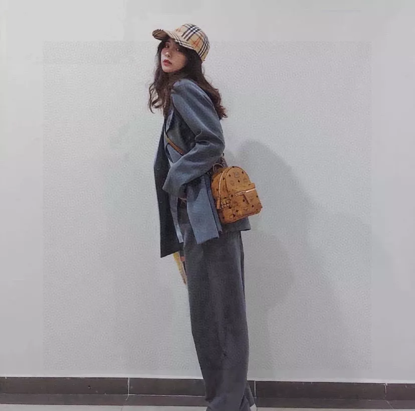 엠씨엠 초미니 백팩 상세 이미지 20