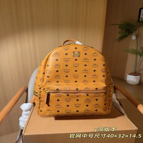 엠씨엠 클래식 로고 백팩