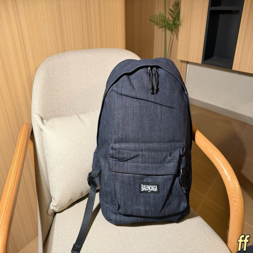 발렌시아가 데님 여행용 백팩