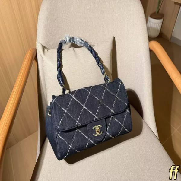 샤넬 빈티지 데님 언더암 백