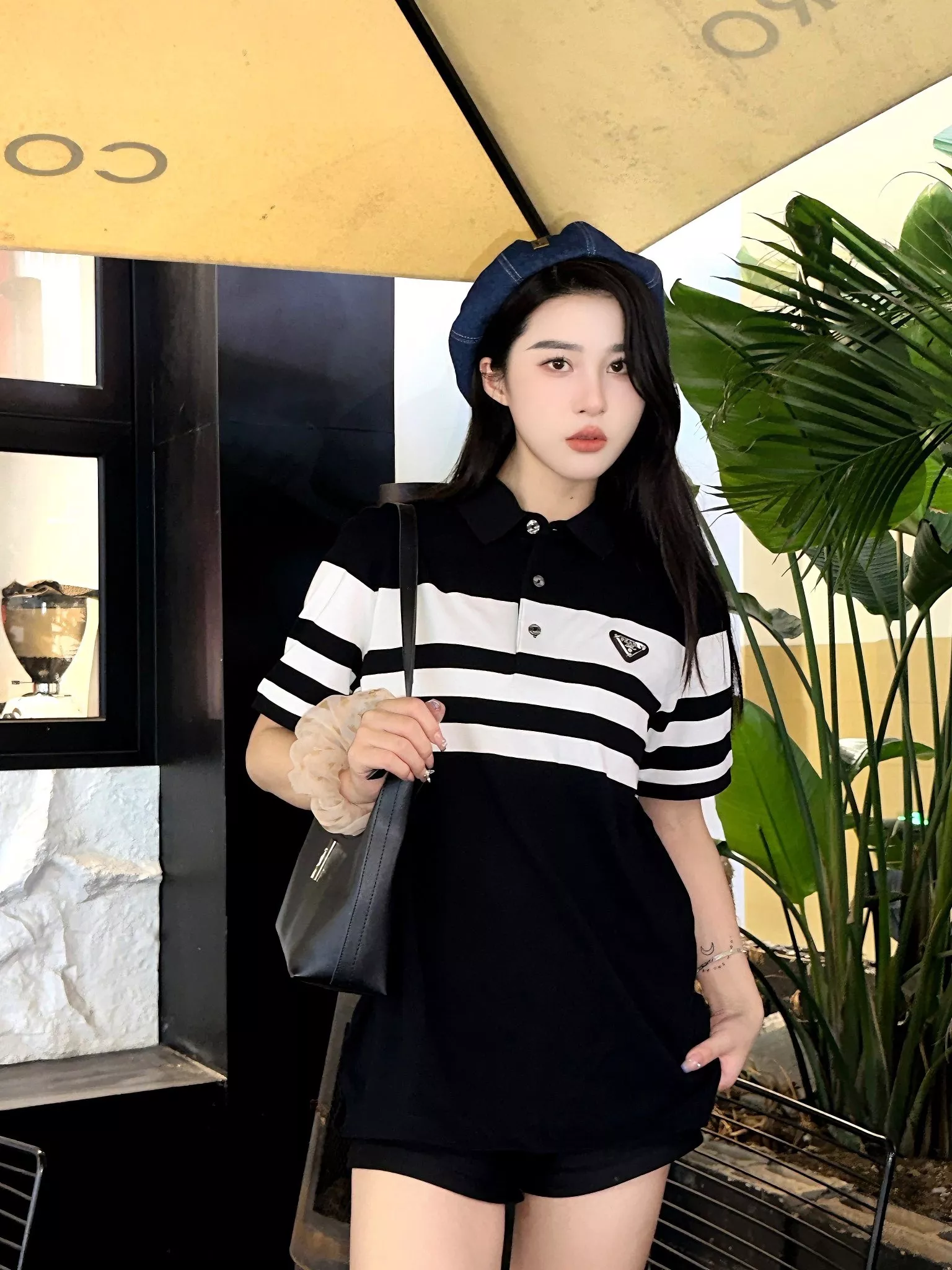 프라다 스트라이프 배색 폴로 반소매 상세 이미지 16