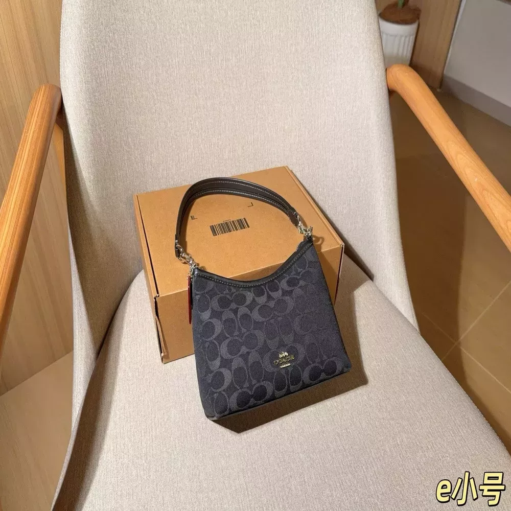 코치 데님 미니 숄더 겸 크로스백