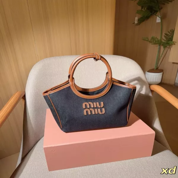 미우미우 데님 캔버스 토트백