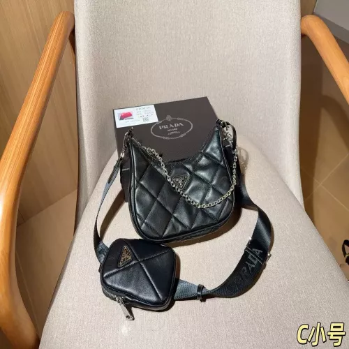 프라다 양가죽 퀼팅 삼합 사선백