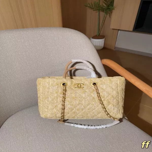 샤넬 라탄 짜임 체인 토트백