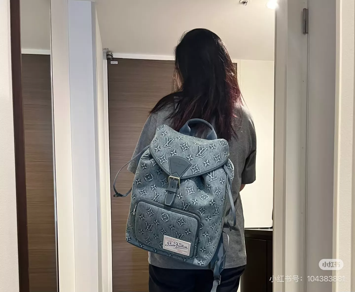 루이비통 데님 모노그램 백팩 상세 이미지 13
