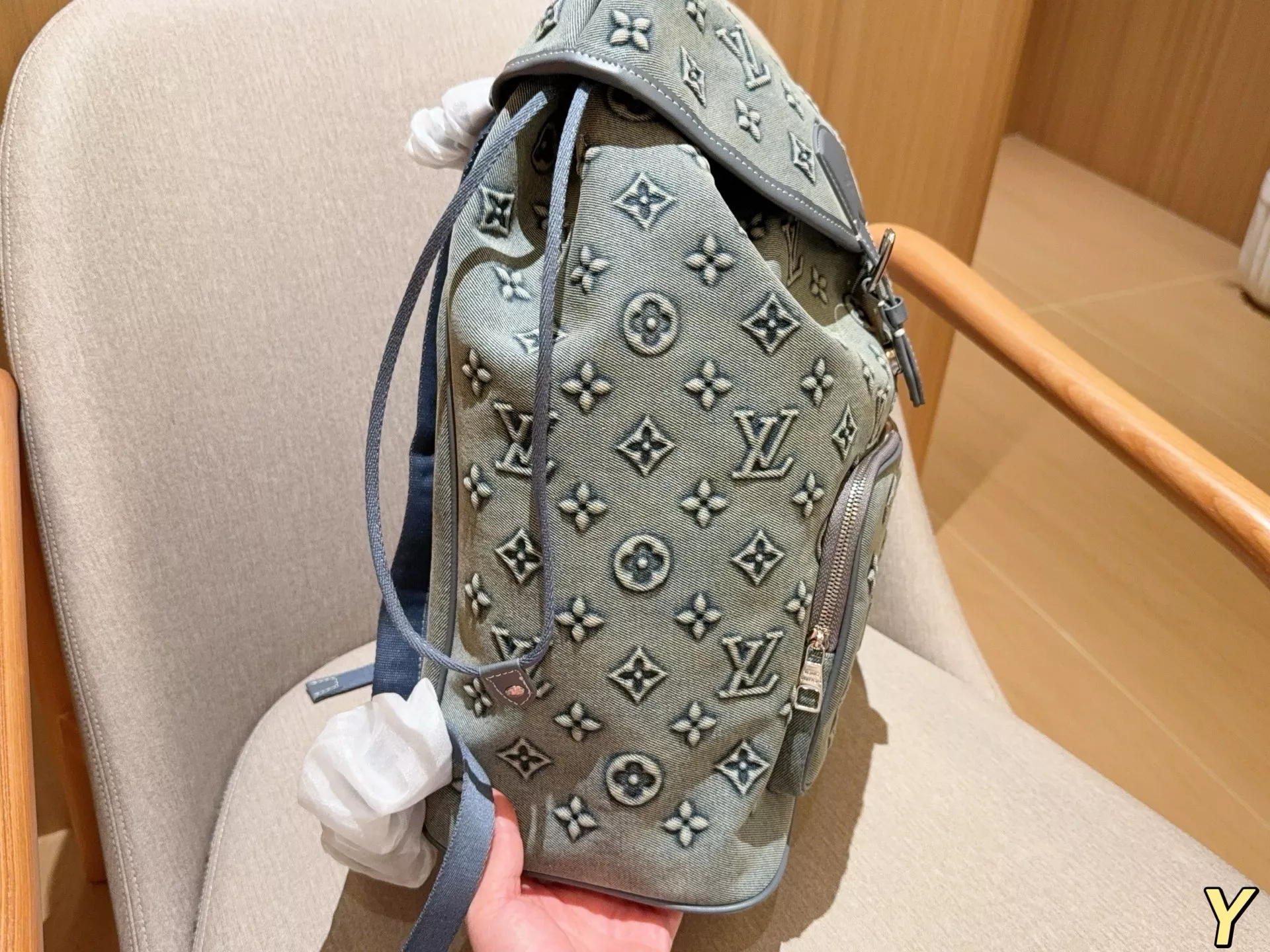 루이비통 데님 모노그램 백팩 상세 이미지 5