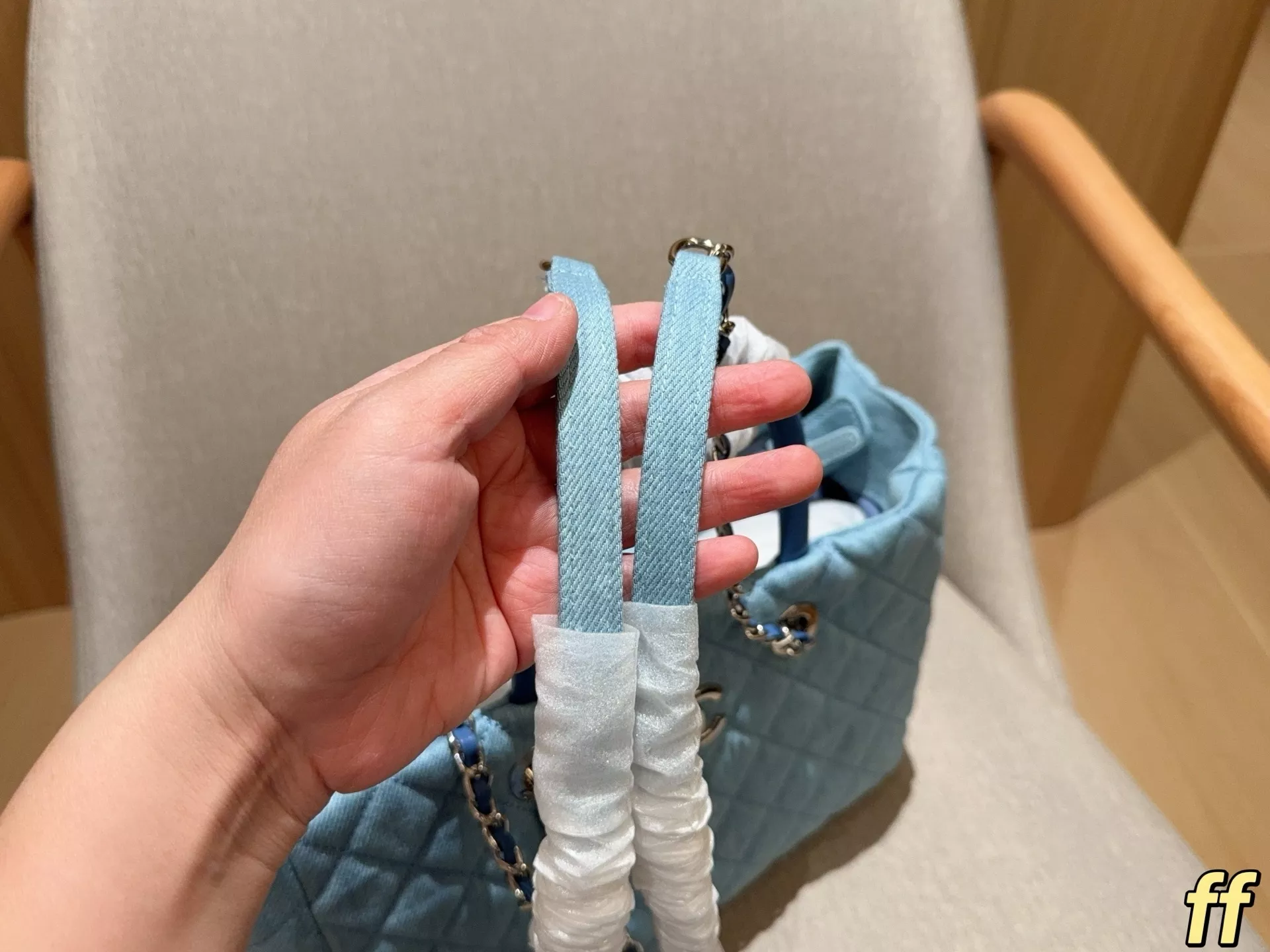 샤넬 데님 퀼팅 체인 토트백 상세 이미지 8