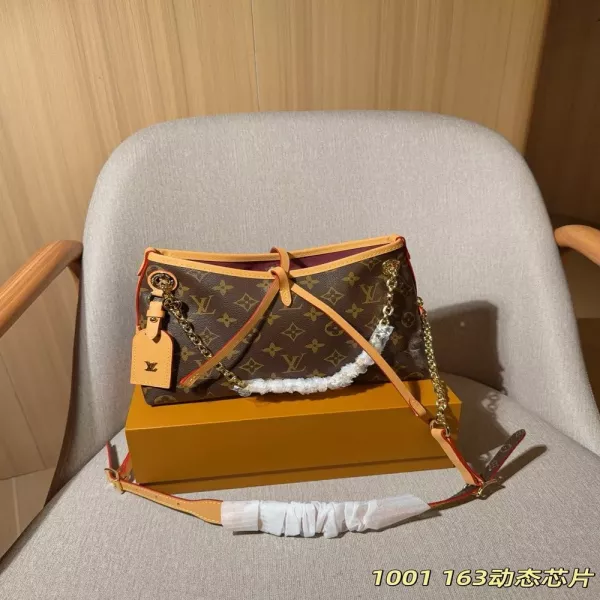 루이비통 클래식 모노그램 체인 숄더백