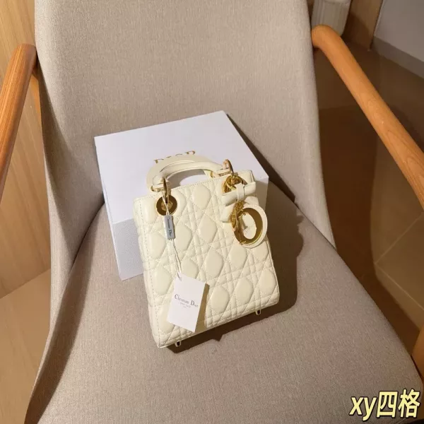 디올 클래식 리본 장식 레이디 스타일 백