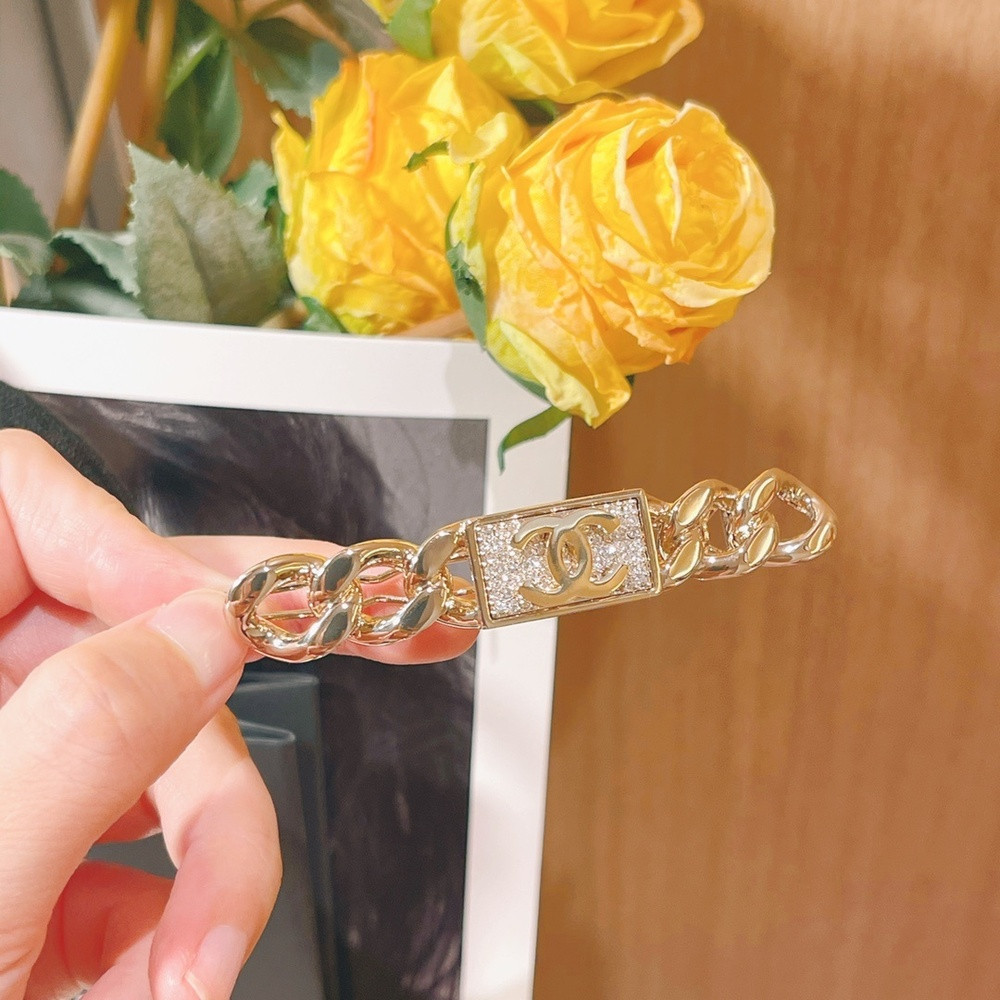 샤넬 체인 풀큐빅 스퀘어 헤어핀