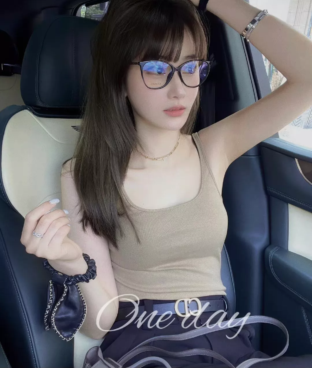 샤넬 리본 디테일 가죽 헤어 스트랩 상세 이미지 11