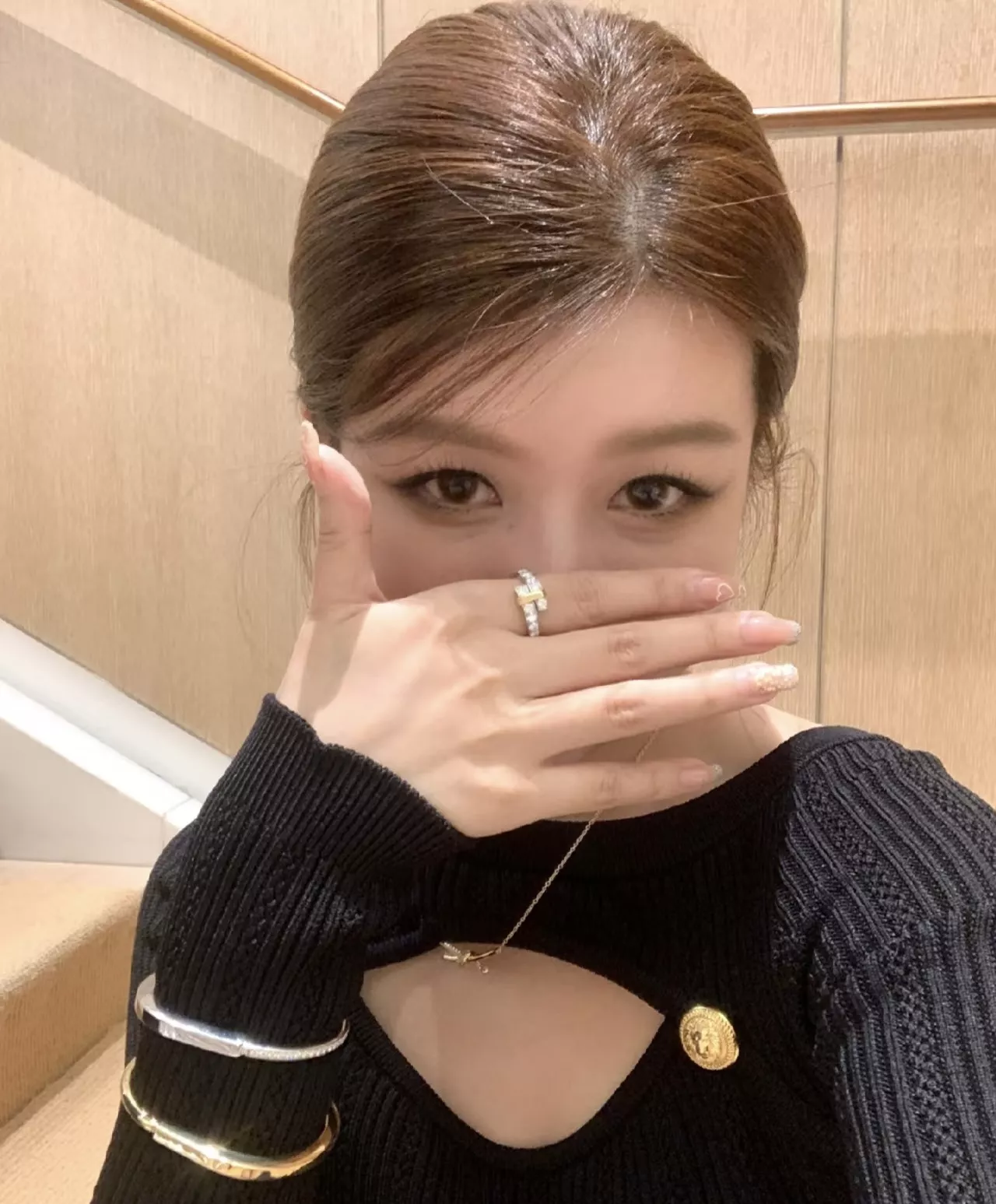 티파니앤코 투톤 더블 레이어 풀스톤 뱅글 상세 이미지 16