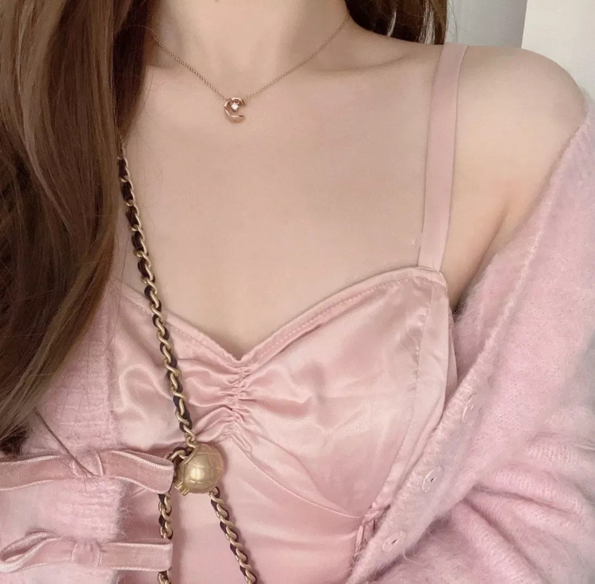 샤넬 코코 크러쉬 퀼팅 문 목걸이 상세 이미지 10