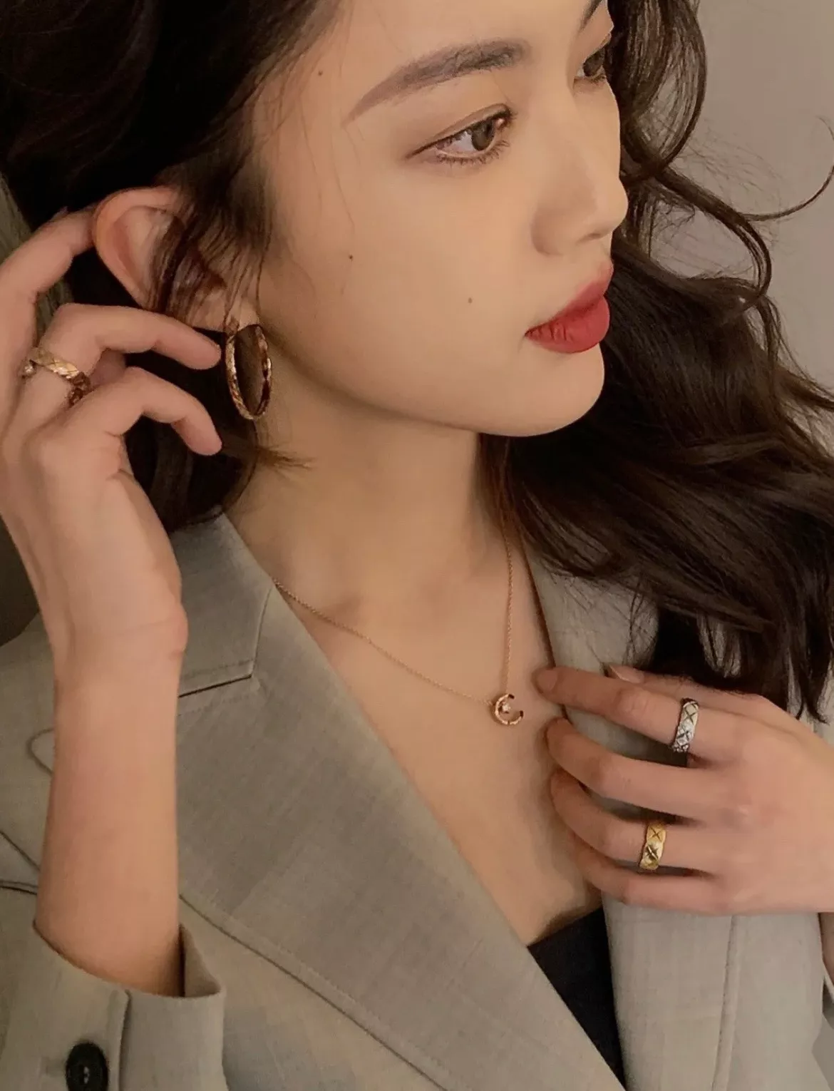 샤넬 코코 크러쉬 퀼팅 문 목걸이 상세 이미지 27