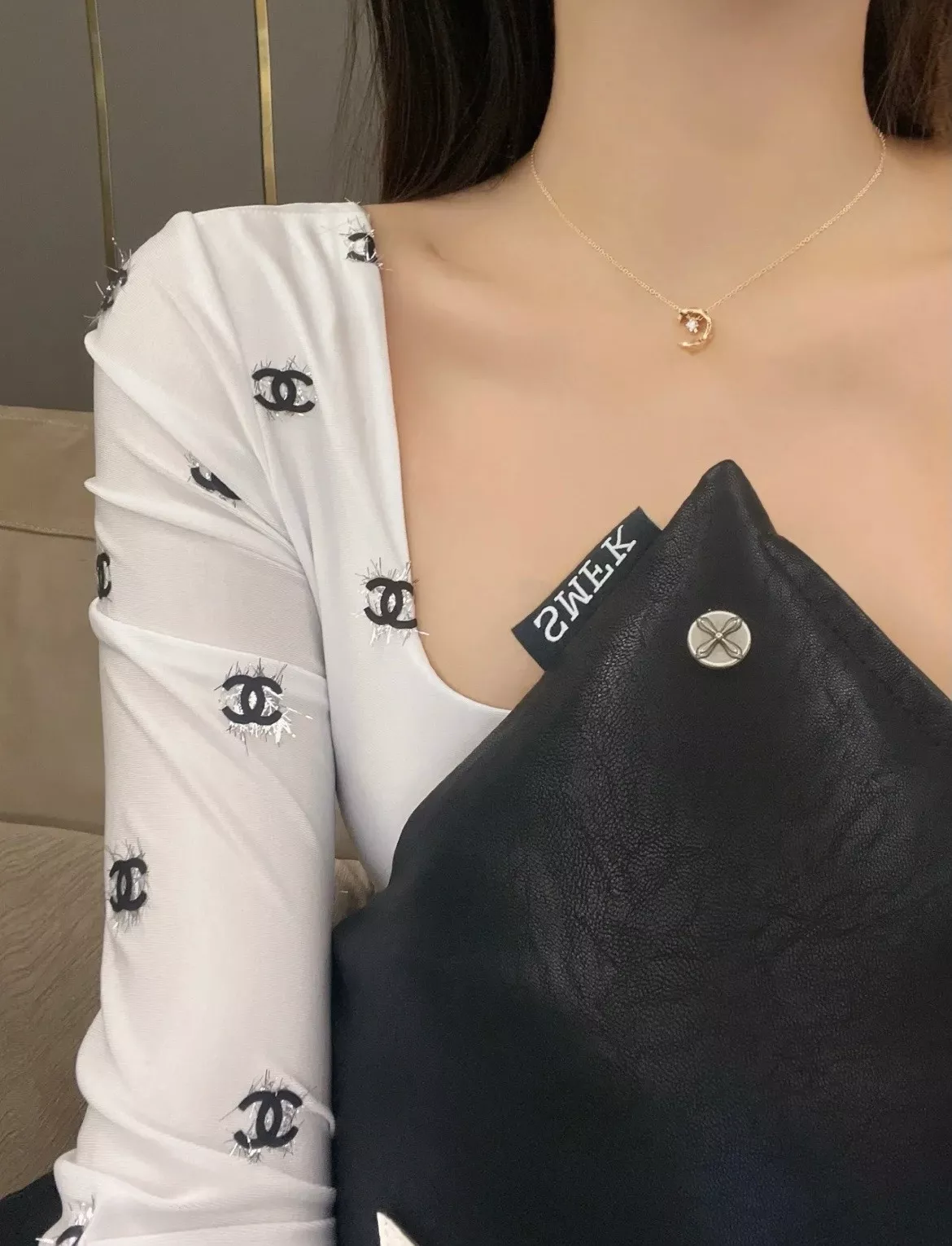 샤넬 코코 크러쉬 퀼팅 문 목걸이 상세 이미지 11