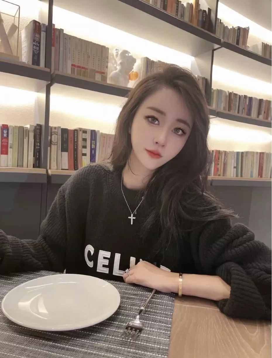 티파니앤코 십자가 다이아 장식 체인 목걸이 상세 이미지 11